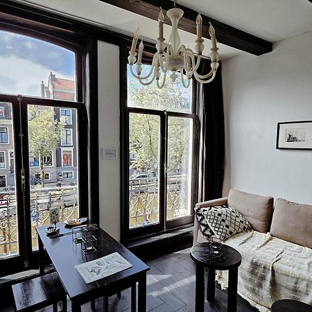 The Black Beauty Private Studio With Canal View From 1799 Amsterdam Bagian luar foto
